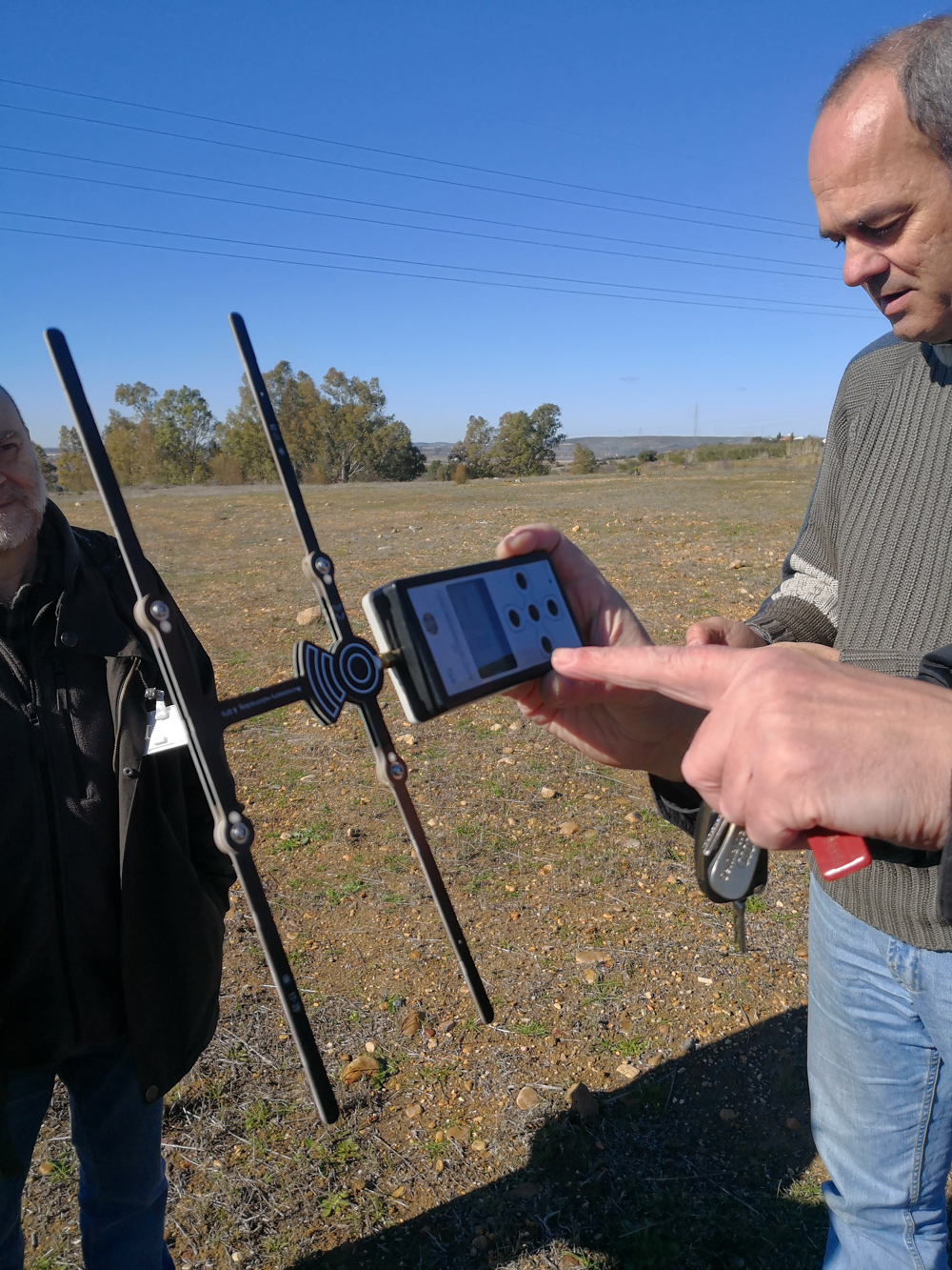 Pruebas de campo y validación de los nuevos emisores GPS para el cernícalo primilla 